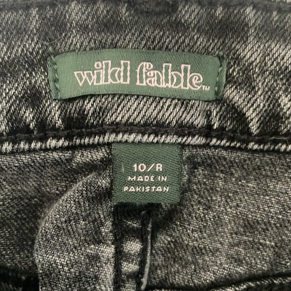 Wild Fable super high rise curvy shorts- size 10 - Picture 3 of 6